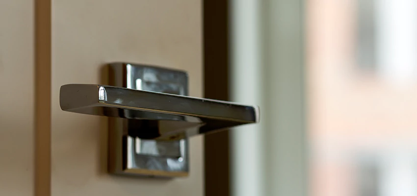 Door Lever Knob Repair in Sierra Madre, California